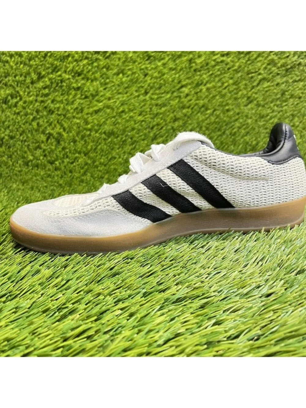 Adidas Gazelle Mens Size 6.5 Beige Black Gum Athletic Walking Shoes Sneakers